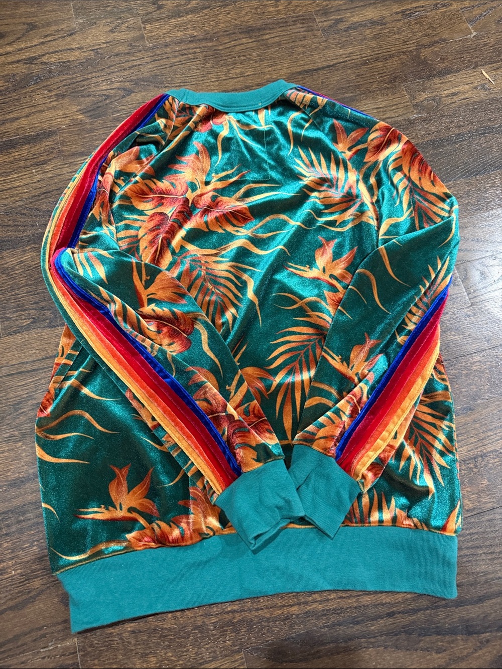 Women’s Aviator Nation Tropical Print Green Velvet Sweatshirt - Medium - Picture 4 of 4